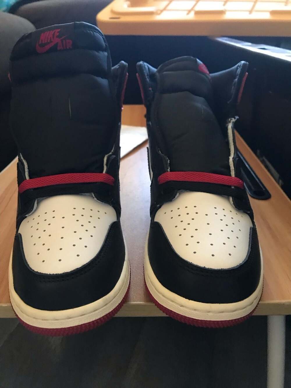 Air Jordan 1 Retro High OG GS Black Toe Reimagined Size 5.5Y FD1437-106